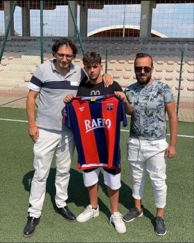 Un numero 10 per l'Under 17 del Taranto Calcio - LG Sports&Management